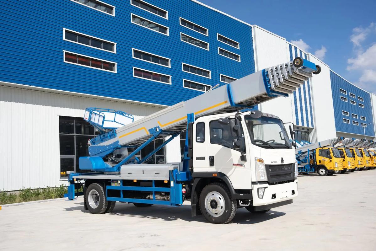 衢州出租云梯车高空作业车 建筑垃圾搬运